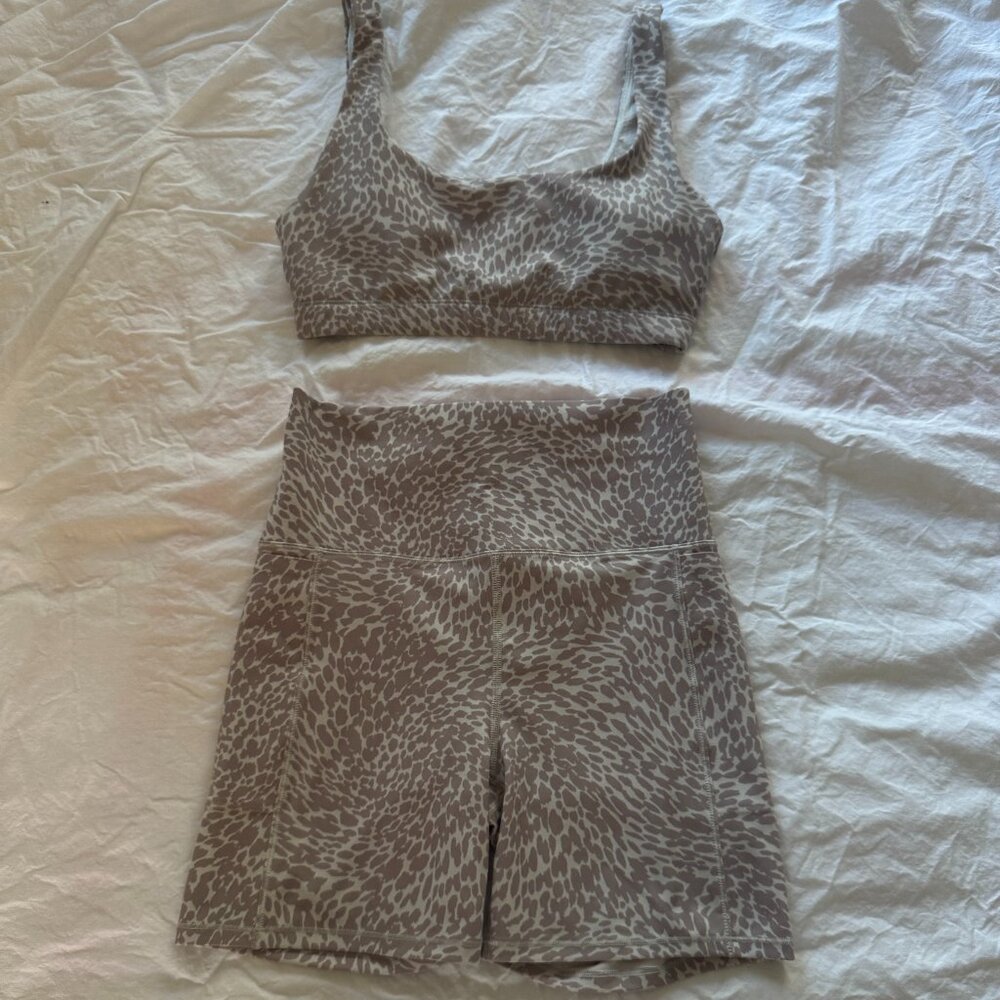 VUORI Biker Short & Bra set